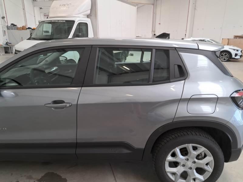 Jeep Avenger SUV 1.2 MHEV E-HYBRID TURBO ALTITUDE - foto 42