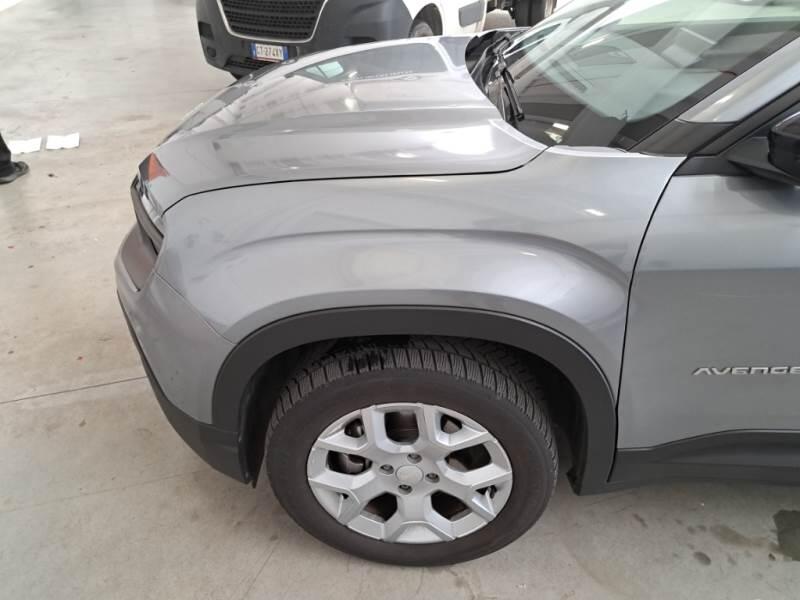 Jeep Avenger SUV 1.2 MHEV E-HYBRID TURBO ALTITUDE - foto 50