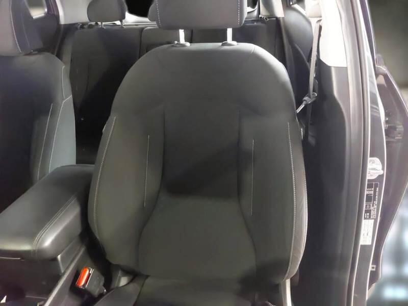 Kia Sportage 1.6 CRDI MHEV BUSINESS 2WD DCT - foto 11