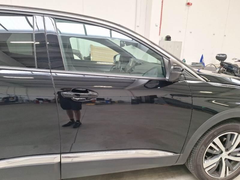 Peugeot 3008 BLUEHDI 130 EAT8 SeS ALLURE - foto 31
