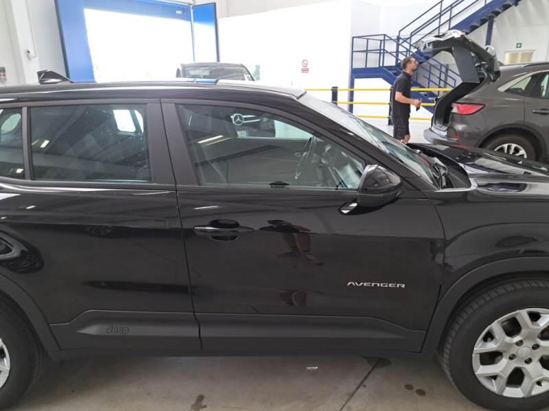 Jeep Avenger 1.2 TURBO ALTITUDE - foto 30