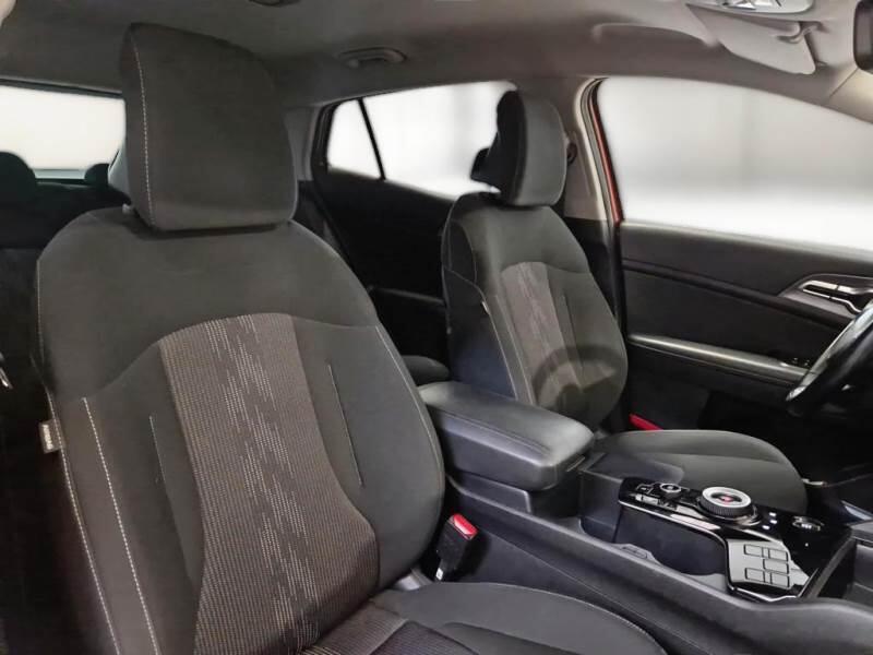 Kia Sportage 1.6 CRDI MHEV STYLE 2WD DCT - foto 13