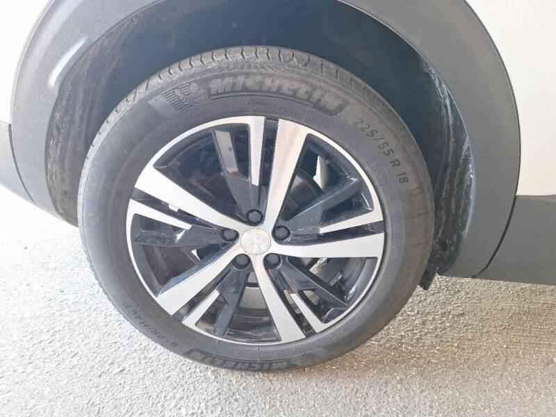 Peugeot 3008 130 SeS EAT8 GT AUT. (AUTOCARRO) - foto 18