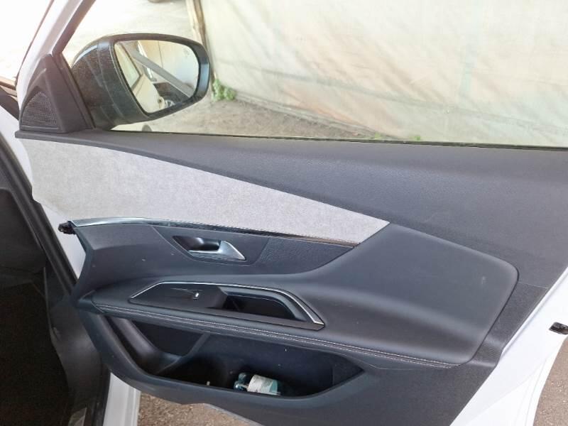 Peugeot 3008 130 SeS EAT8 GT AUT. (AUTOCARRO) - foto 70