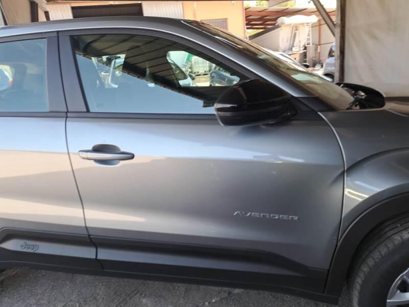 Jeep Avenger 1.2 TURBO ALTITUDE - foto 37