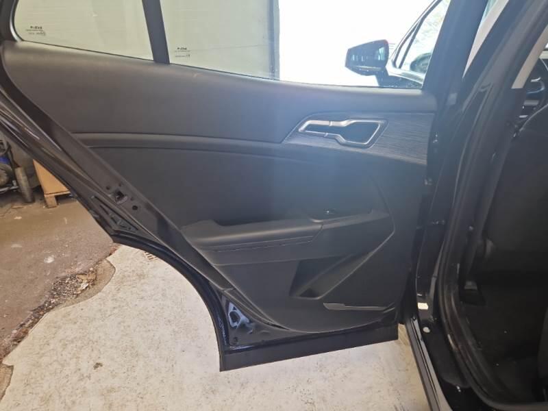 Kia Sportage 1.6 CRDI MHEV BUSINESS 2WD DCT - foto 78