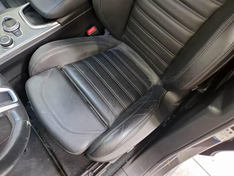 Alfa Romeo Stelvio 2.2 TD 210 CV VELOCE AT8 Q4 - foto 12