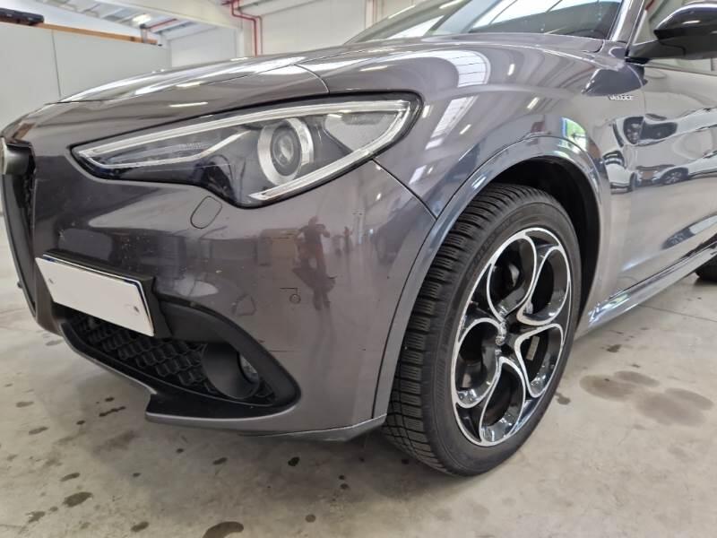 Alfa Romeo Stelvio 2.2 TD 210 CV VELOCE AT8 Q4 - foto 31