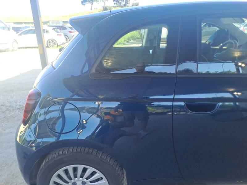 Fiat 500 e Lim 118CV - foto 24