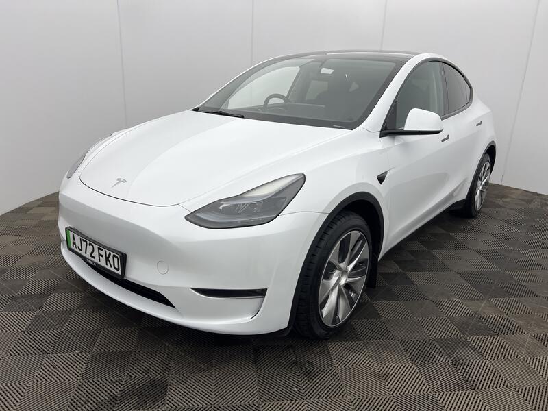 Picture of Tesla Model Y Dual Motor Long Range