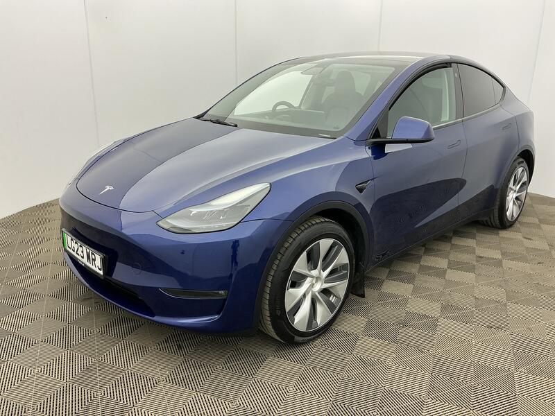 Picture of Tesla Model Y Dual Motor Long Range