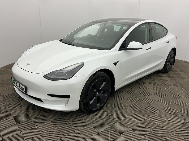 Picture of Tesla Model 3 Saloon Auto RWD