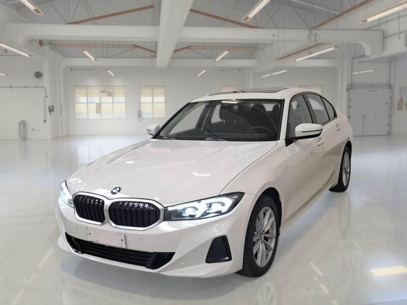 BMW Serie 3 BERLINA 318D 48V AUTO