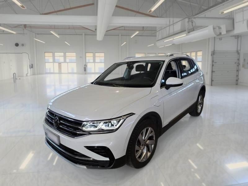 Volkswagen Tiguan SUV 1.4 TSI EHYBRID ELEGANCE DSG