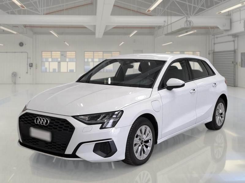 Audi A3 BERLINA 40 TFSI E S TRONIC BUSINESS S.BACK