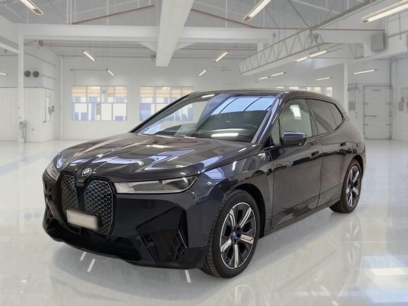 BMW iX SUV XDRIVE40 PACCHETTO SPORTIVO