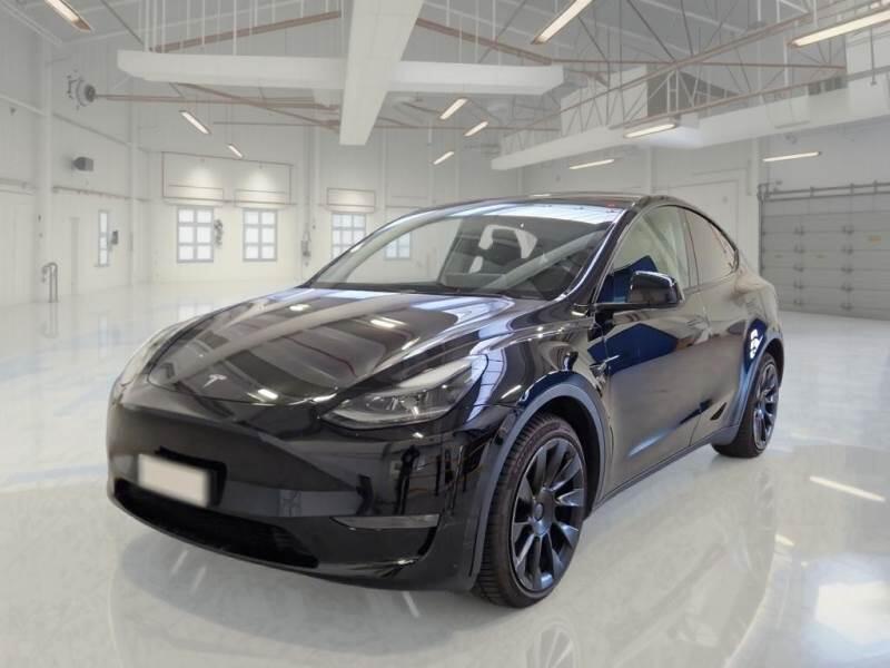 Tesla Model Y SUV 75 KWH DUAL MOTOR LONG RANGE 4WD AUT.