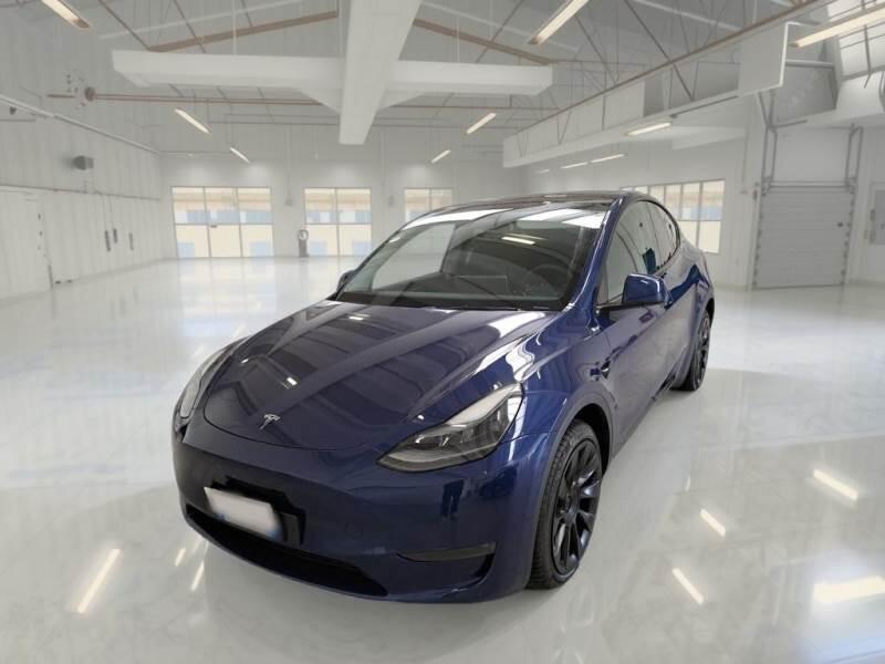 Tesla Model Y SUV 75 KWH DUAL MOTOR LONG RANGE 4WD AUT.