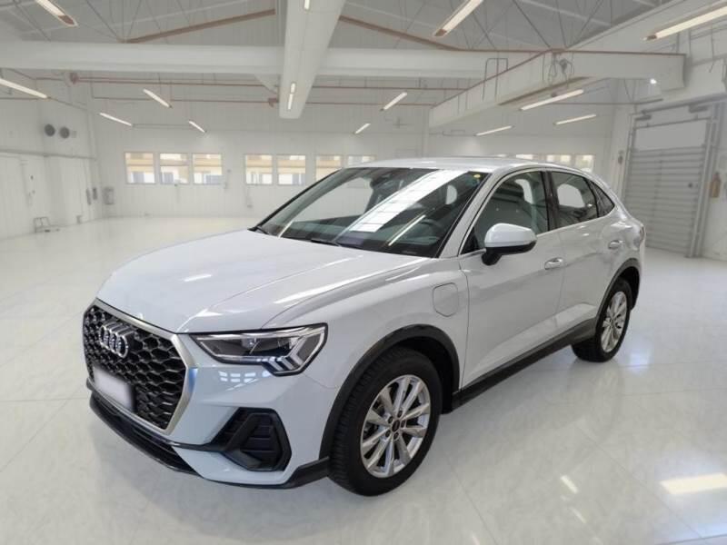 Audi Q3 SUV 45 TFSI E S TRONIC BUSINESS PLUS