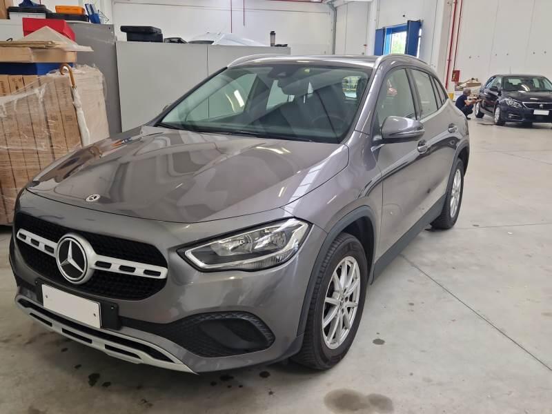 Mercedes GLA 180 D AUTOMATIC EXECUTIVE