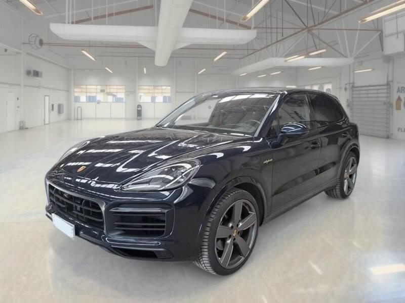 Porsche Cayenne 3.0 V6 E-HYBRID PLATINUM EDITION